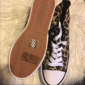 Leopard print shoes